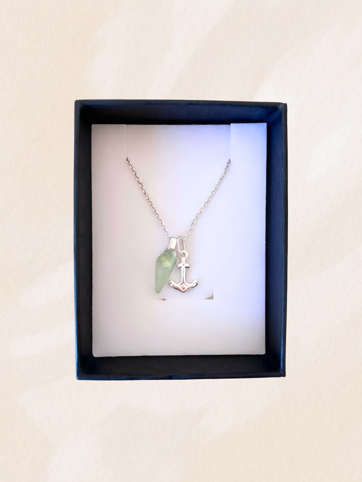 "Encanto Andaluz" - Cesta de regalo artesanal para ella - 17º Aniversario